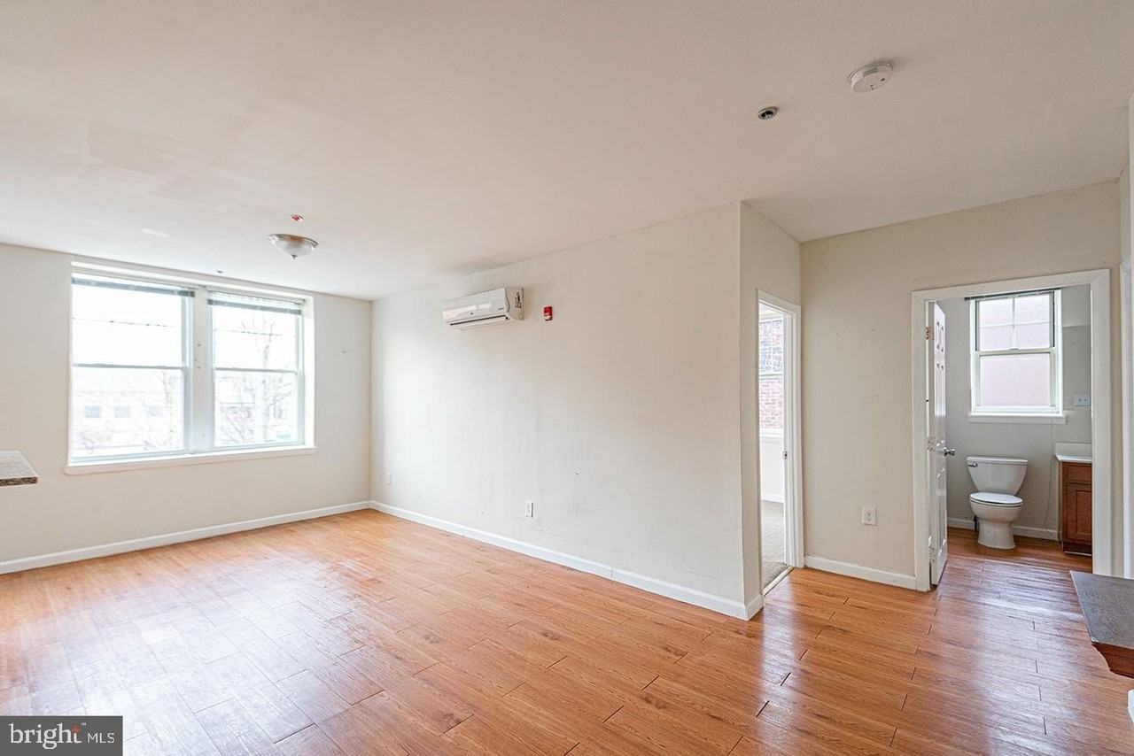 1501 W Allegheny Ave #413 - Photo 4 of 21