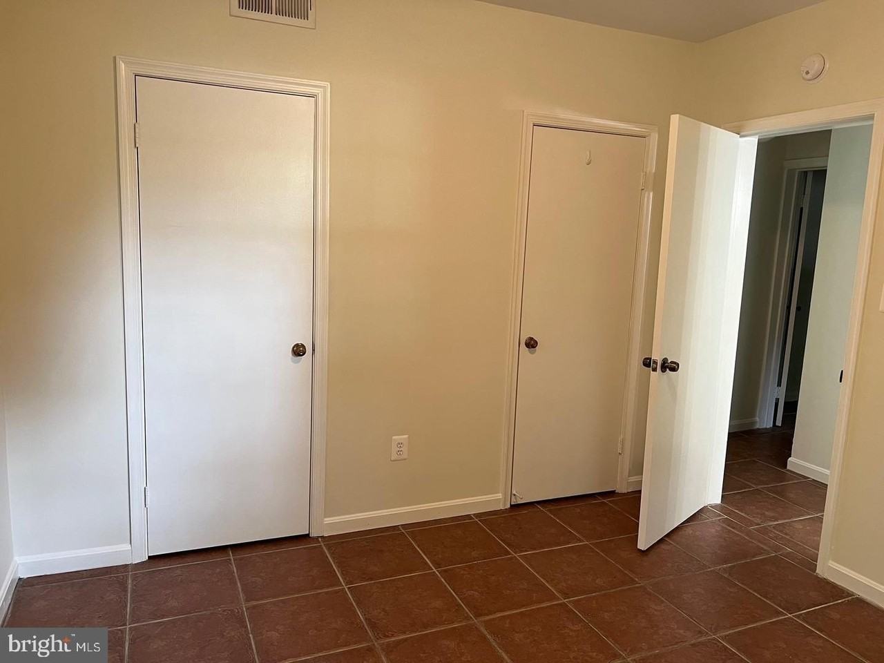 1741 N Troy St #8-422 - Photo 4 of 10