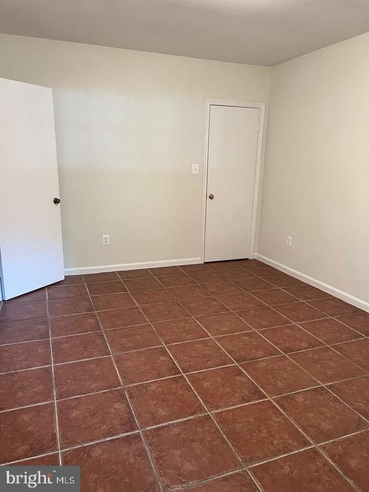 1741 N Troy St #8-422 - Photo 6 of 10