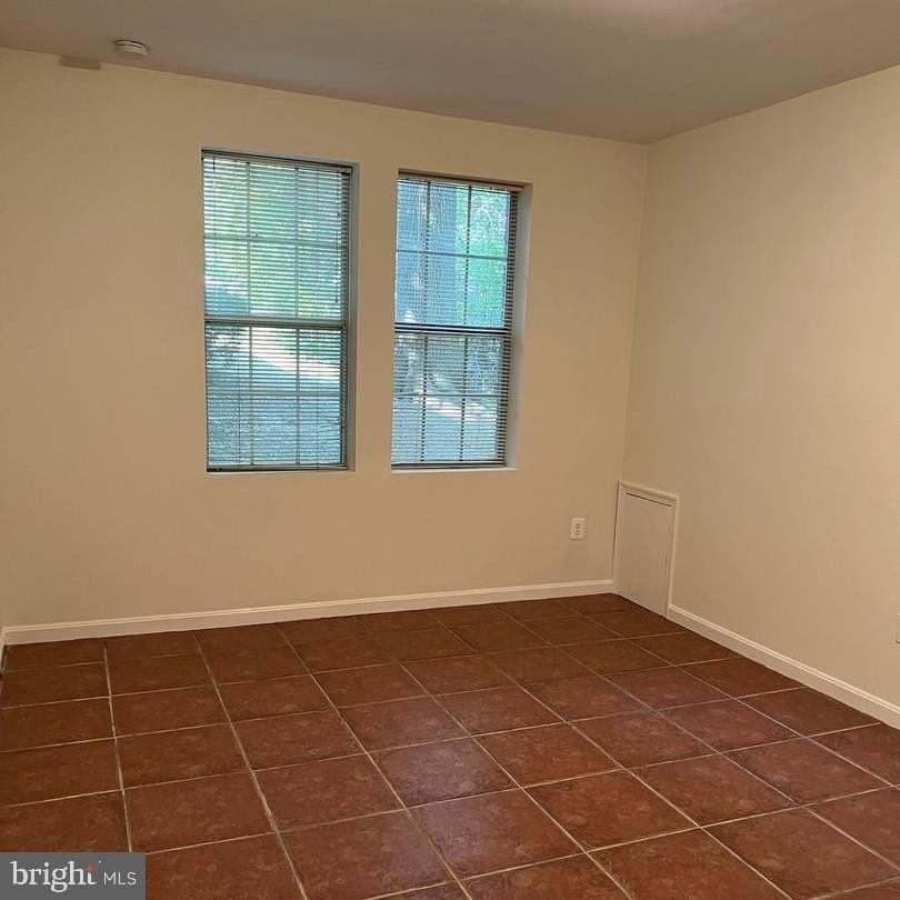 1741 N Troy St #8-422 - Photo 7 of 10