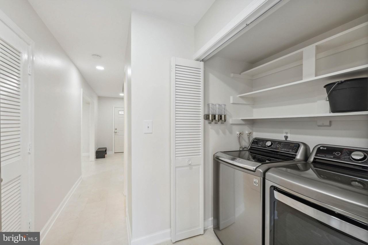 6008 Waterbury Ct - Photo 6 of 15