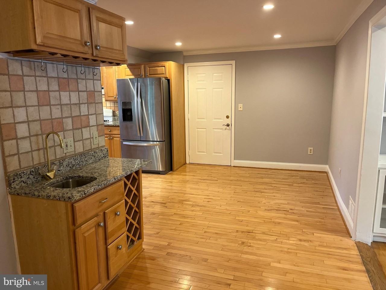 6803 Dante Ct - Photo 6 of 26