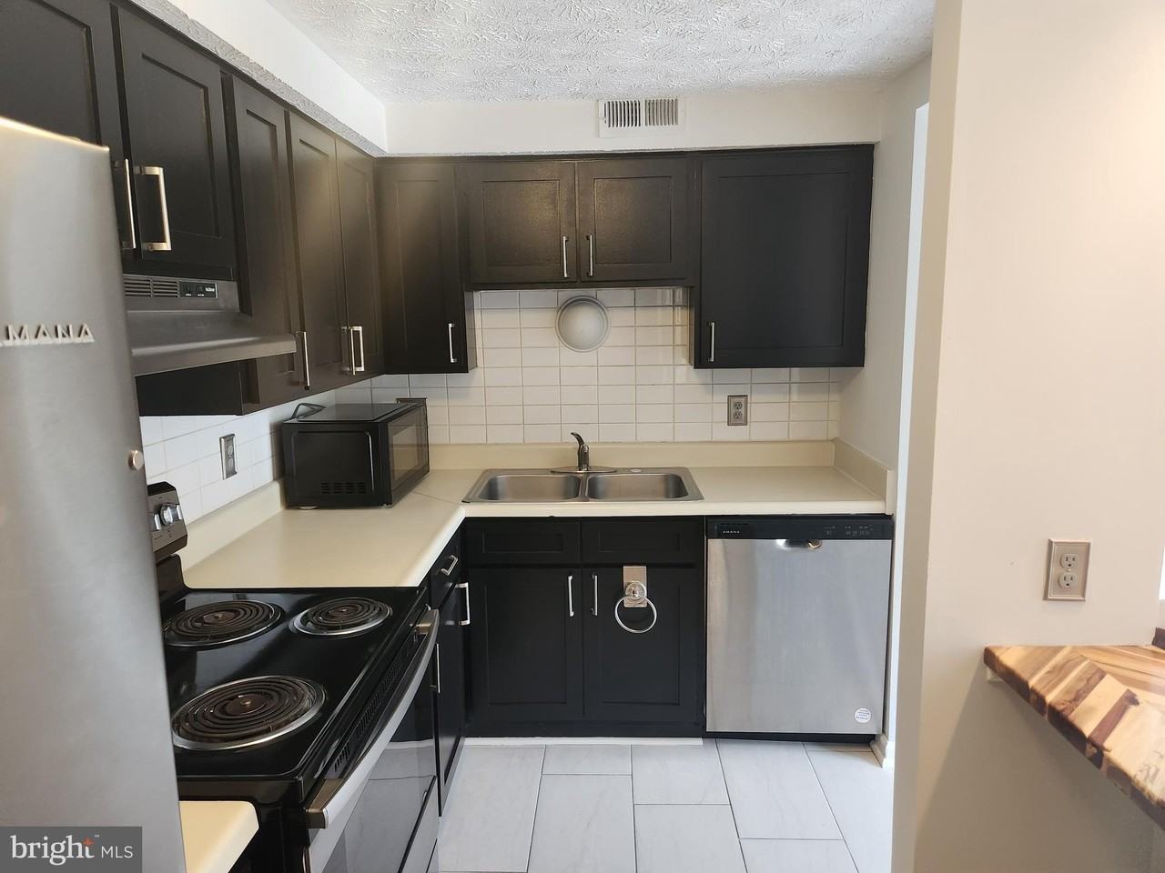 4300 Buckman Rd Apt F #29-08F - Photo 4 of 13