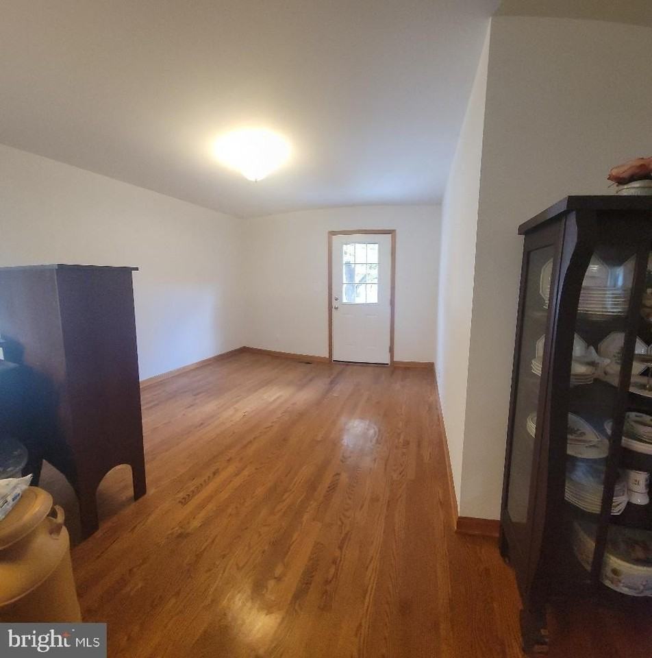 113 Southgate Ave - Photo 5 of 19