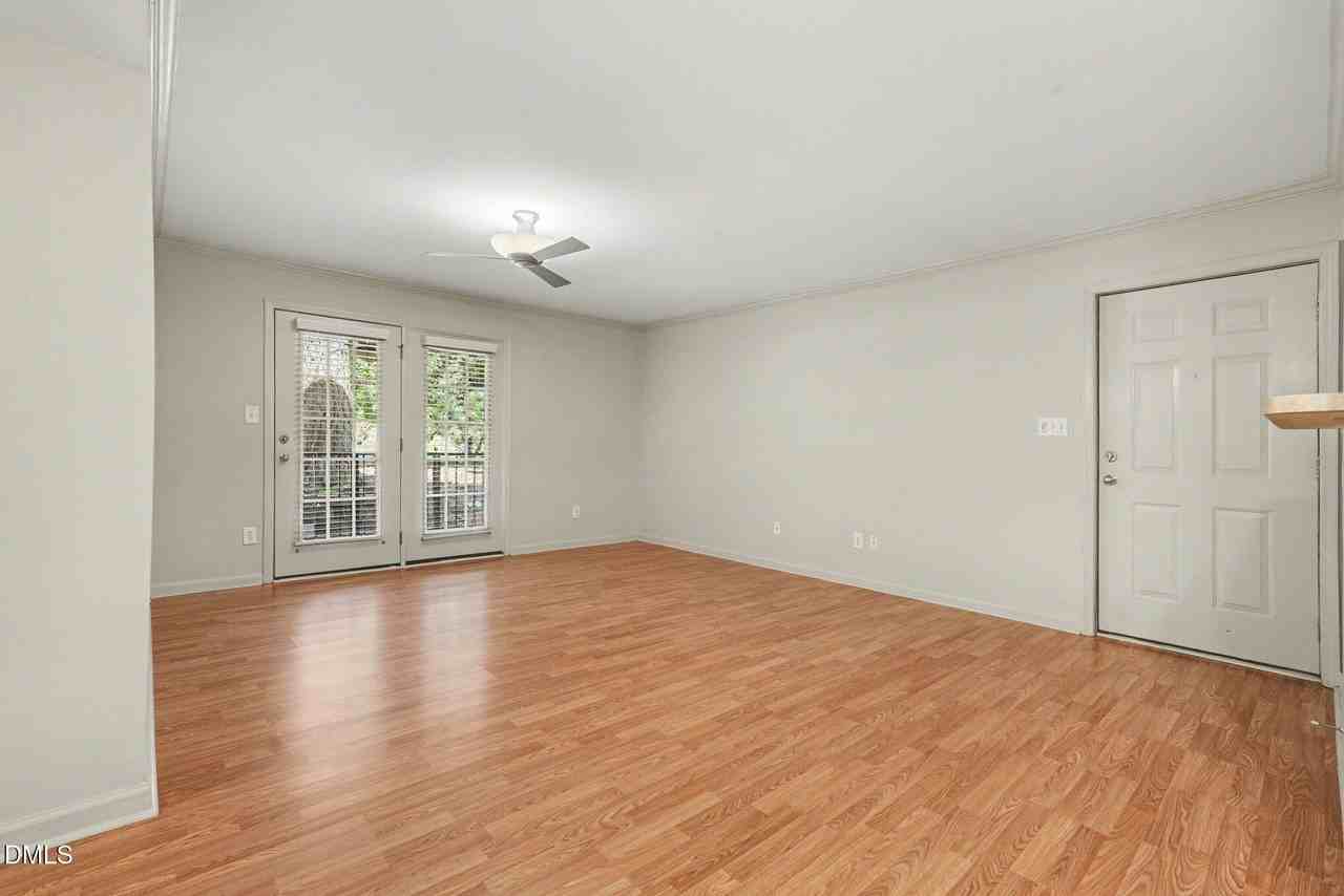 2216 Myron Dr #102 - Photo 6 of 25