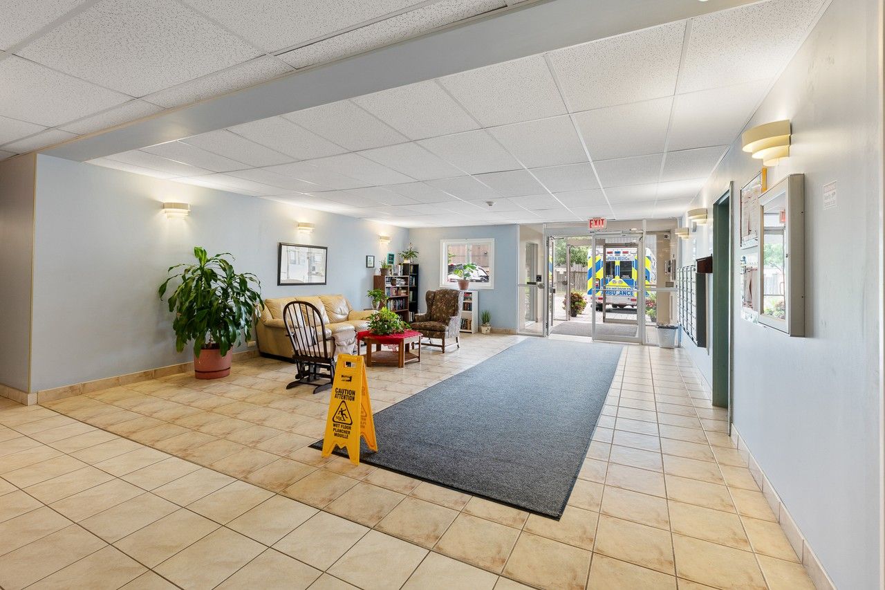 1390 Lauzon Road - Photo 2 of 20