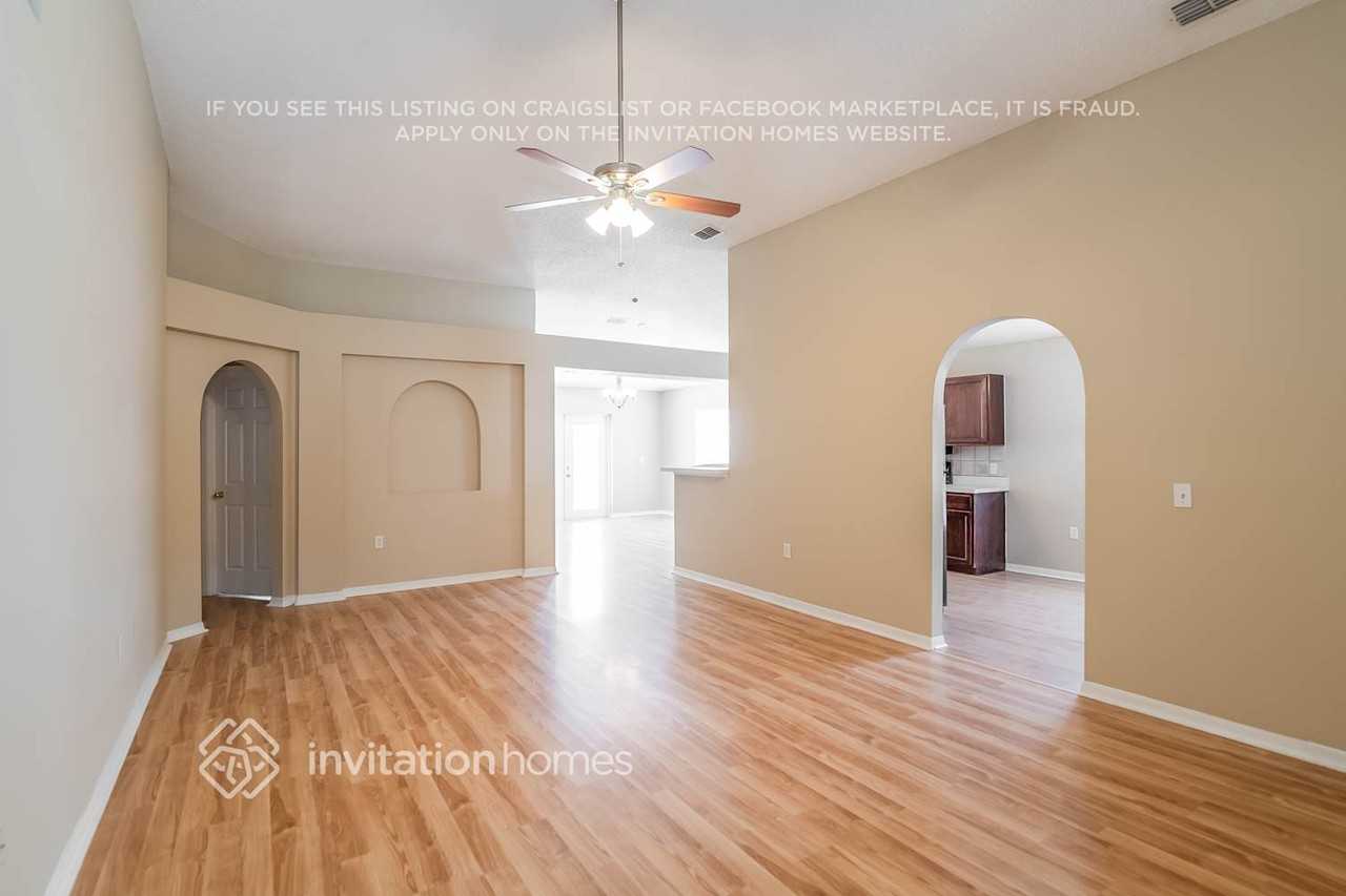 12579 Bent Bay Trl - Photo 5 of 20