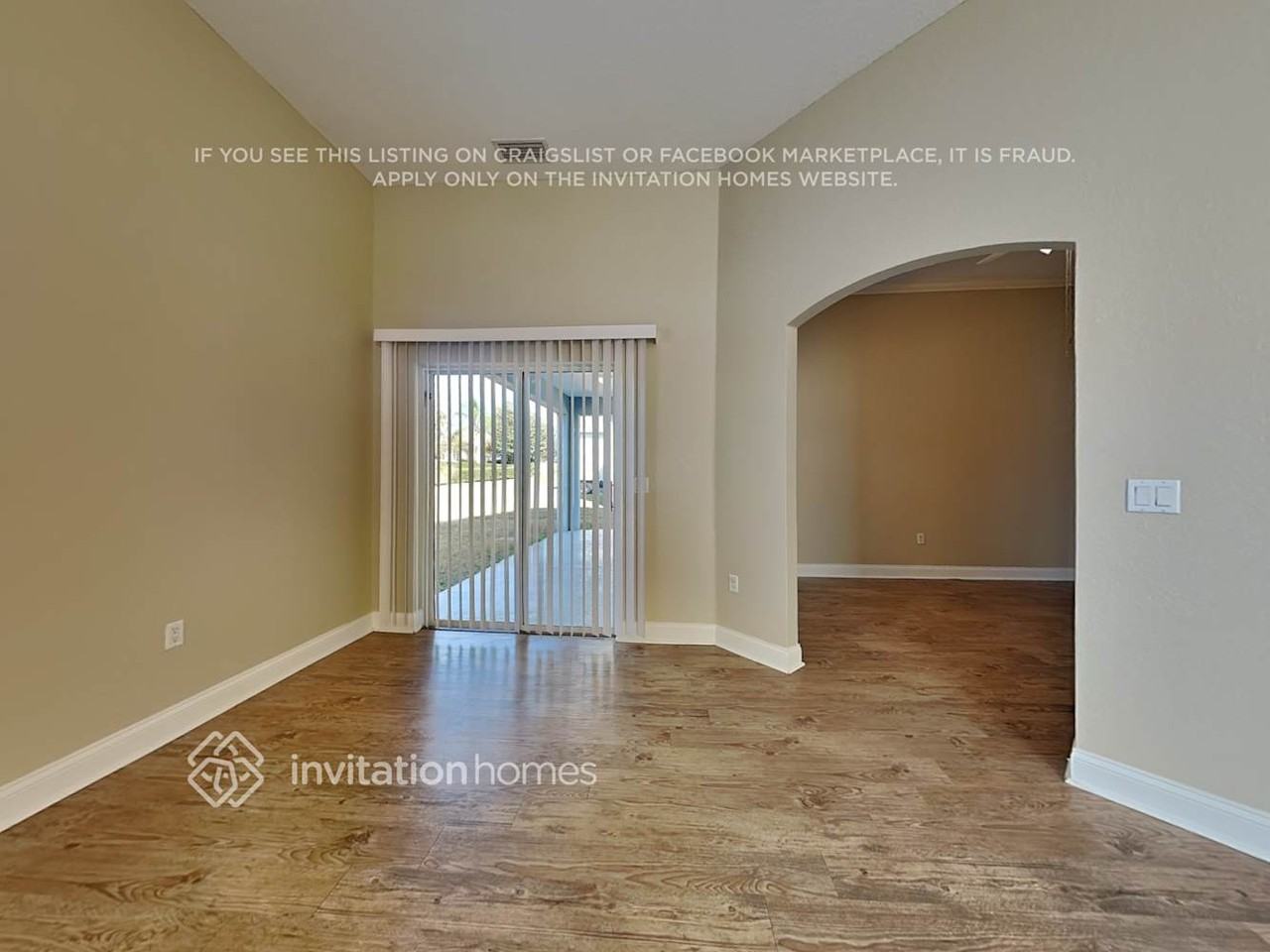 7294 Winners Blvd - Photo 5 of 18