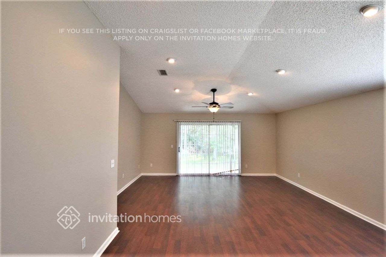 316 Southlake Dr - Photo 2 of 13