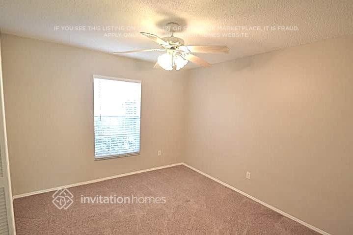 435 Country Wood Cir - Photo 6 of 12