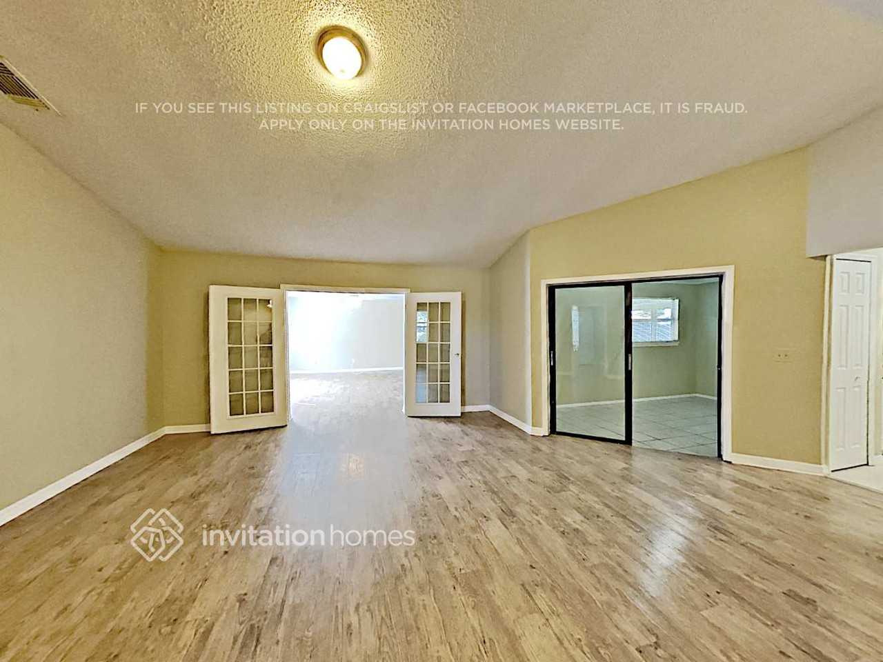 2246 Matthew Cir - Photo 3 of 18