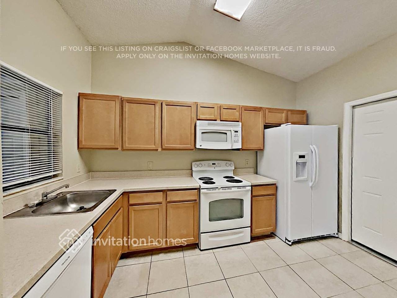 2246 Matthew Cir - Photo 7 of 18