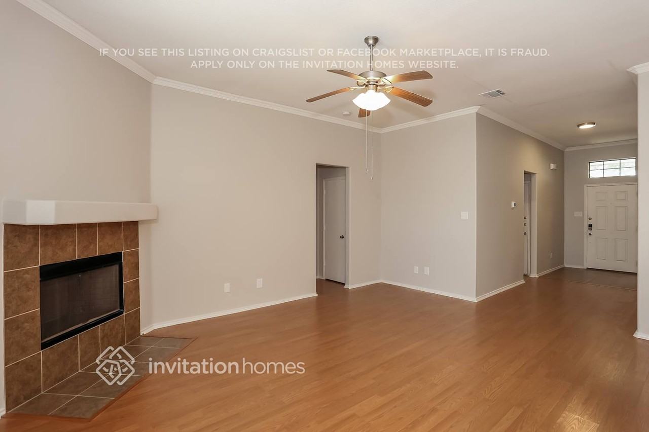 147 Oregon Trl - Photo 5 of 17