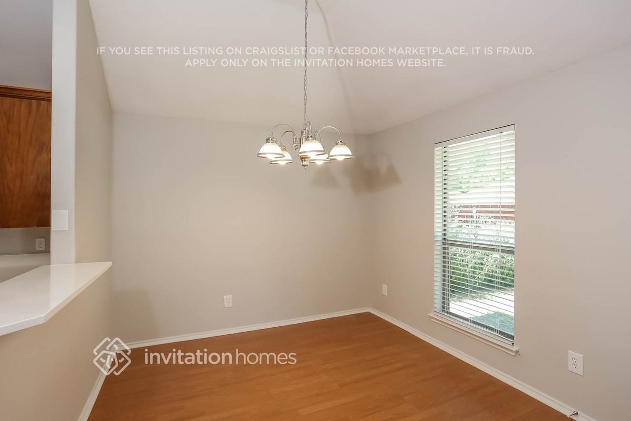 147 Oregon Trl - Photo 6 of 17