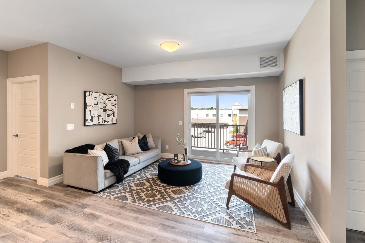 5840 Newman Boulevard - Photo 2 of 24