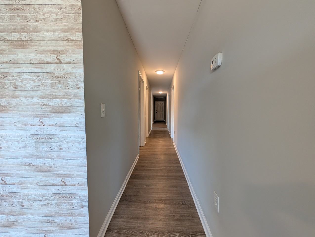 610 S Market St - Photo 5 of 12