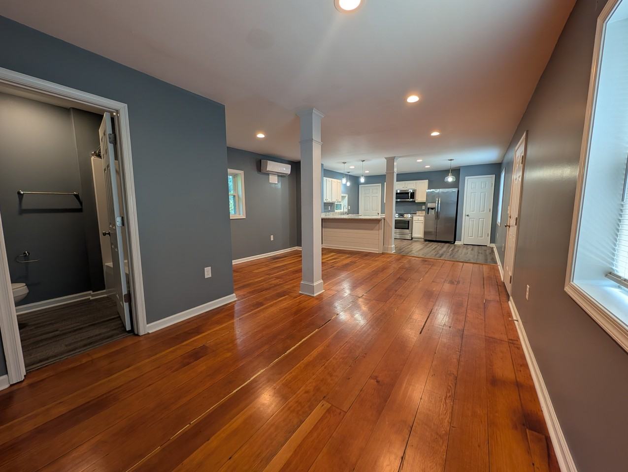 703 E Riverside Dr #A - Photo 6 of 9