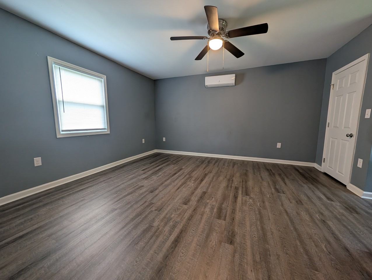 703 E Riverside Dr #A - Photo 7 of 9