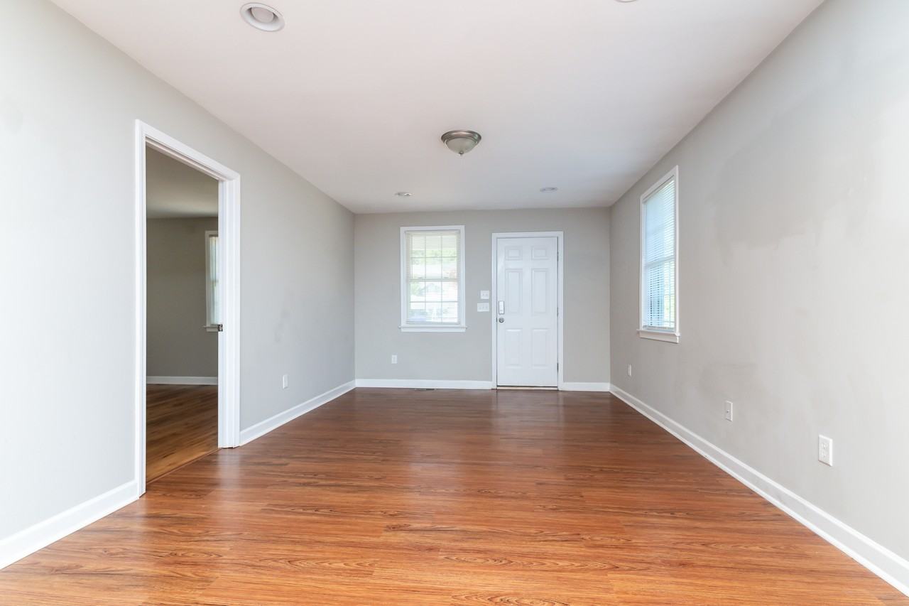 314 Gower St #1 - Photo 3 of 11