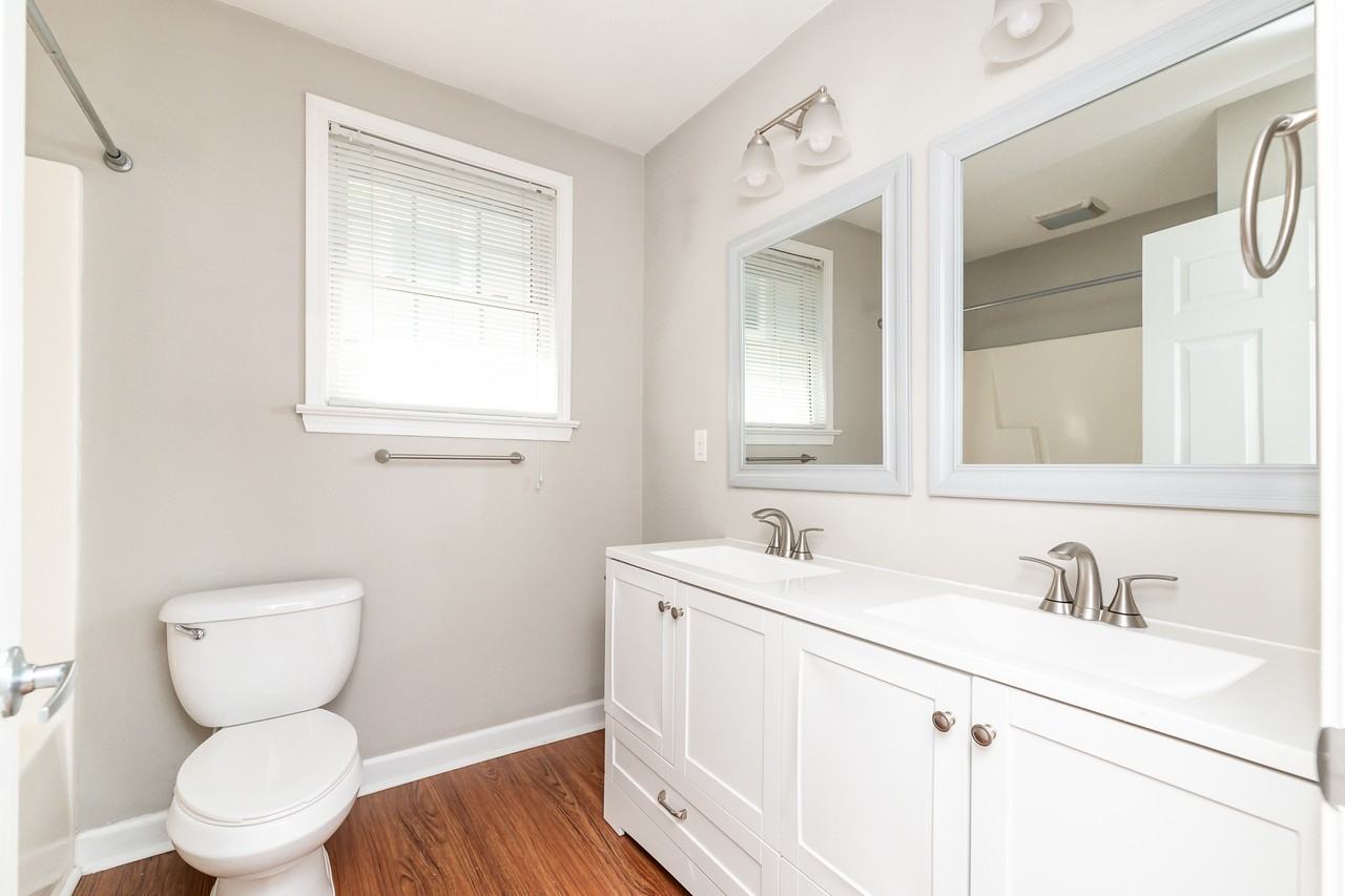 314 Gower St #1 - Photo 5 of 11