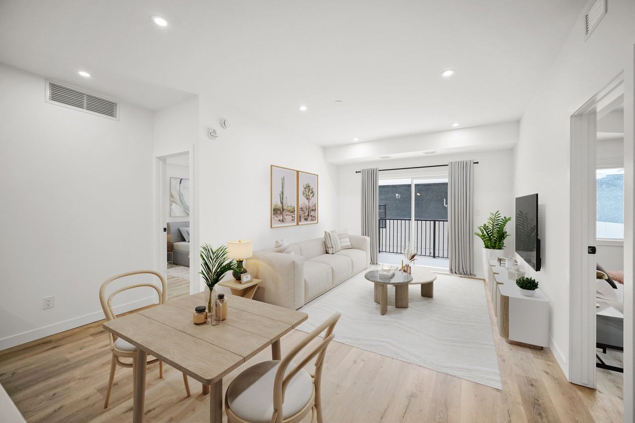 1800 Leila Avenue - Photo 3 of 30