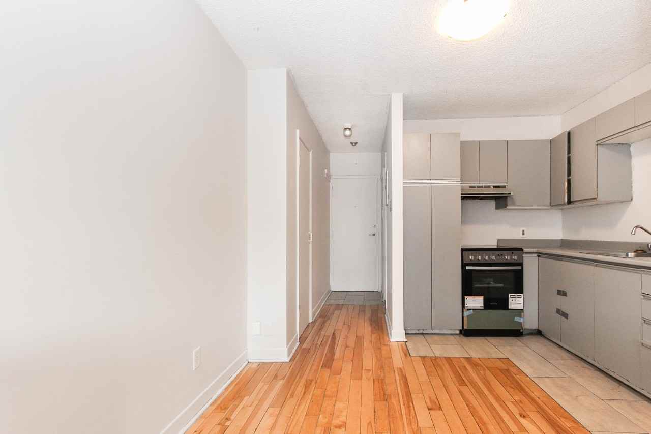 285 Bellechasse - Photo 2 of 18