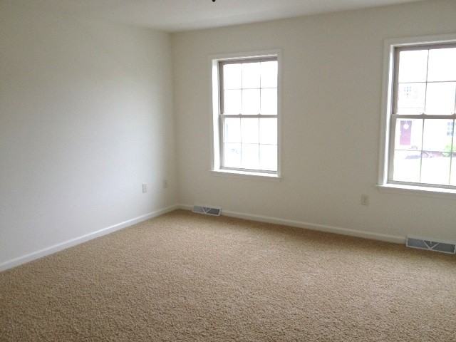 10 Gable Dr - Photo 2 of 6