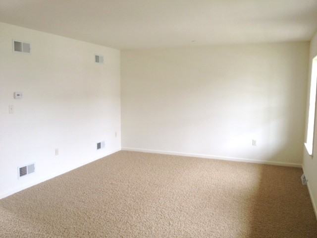 10 Gable Dr - Photo 3 of 6