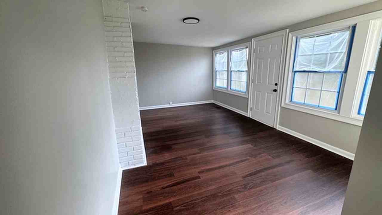 1516 Carter Rd - Photo 4 of 13