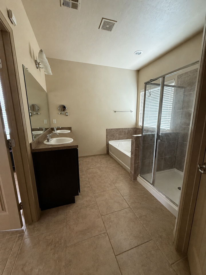 5856 Organ Peak Dr - Photo 7 of 9