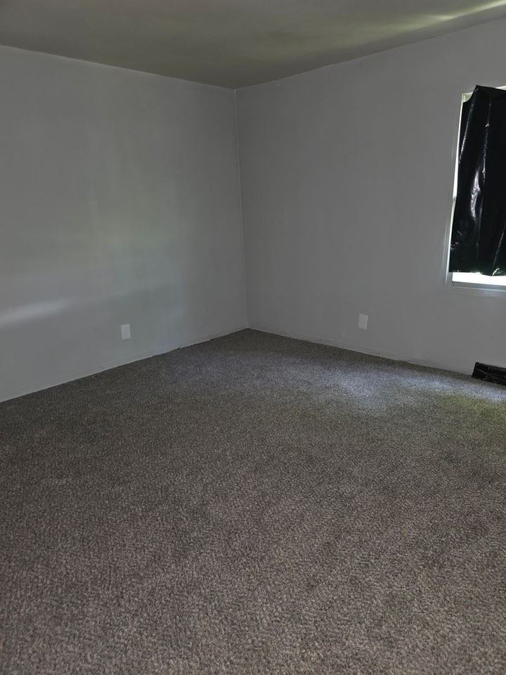 35 Westwood Dr - Photo 7 of 11