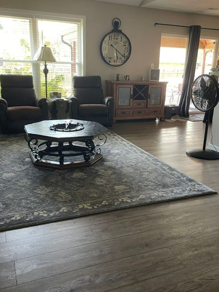 8737 Shoreham Blvd - Photo 6 of 26