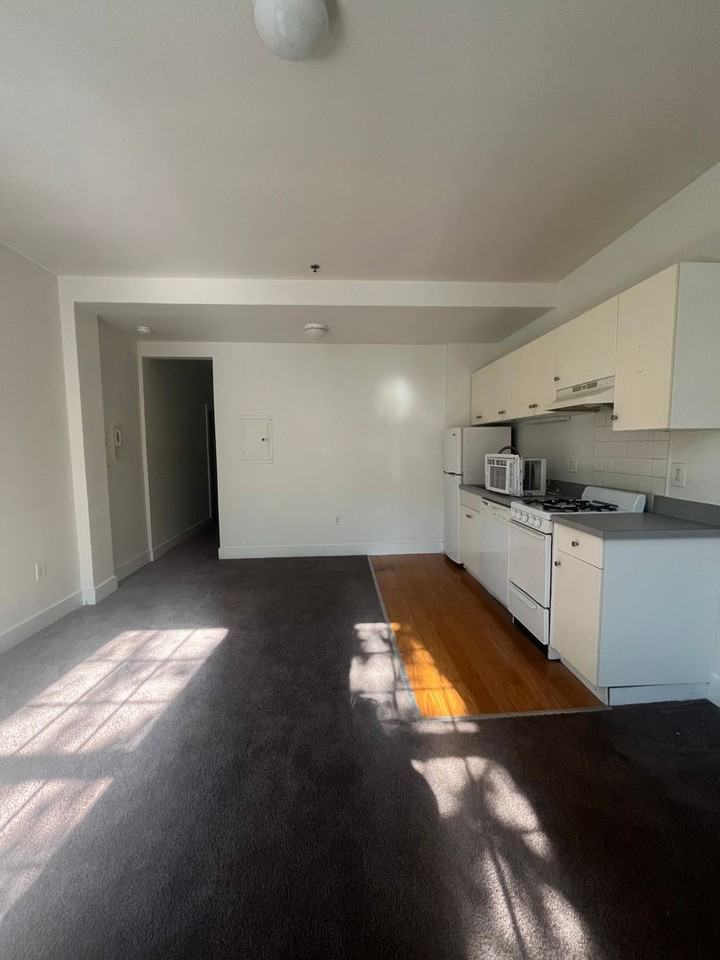 330 S Juniper St - Photo 7 of 9