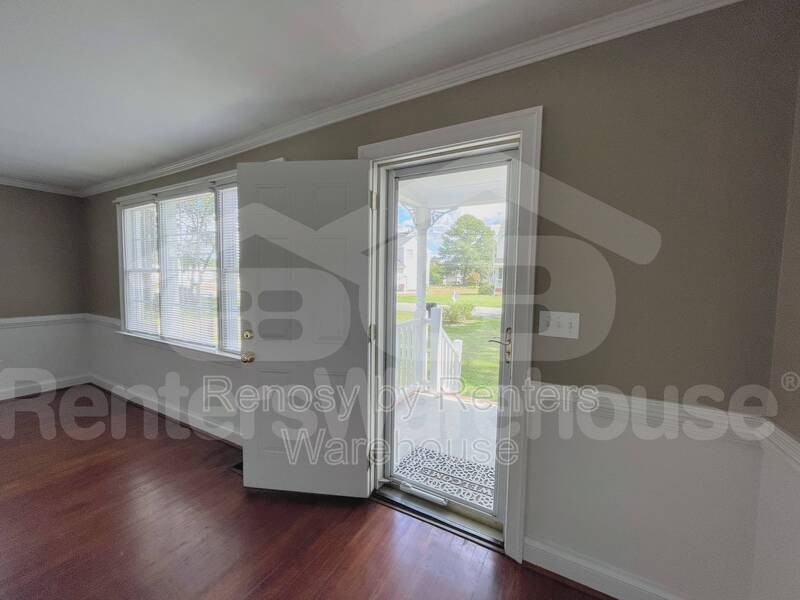 1619 Laurel Ave - Photo 5 of 44