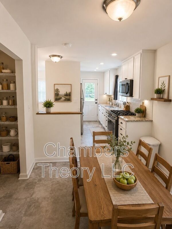 6514 Berkshire Dr - Photo 3 of 12