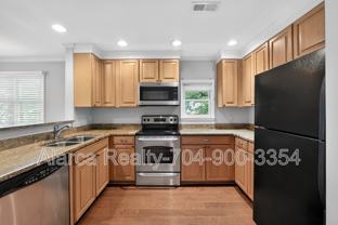 333 Circle Ave #R - Photo 1 of 1