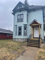 featured image of 714 State St