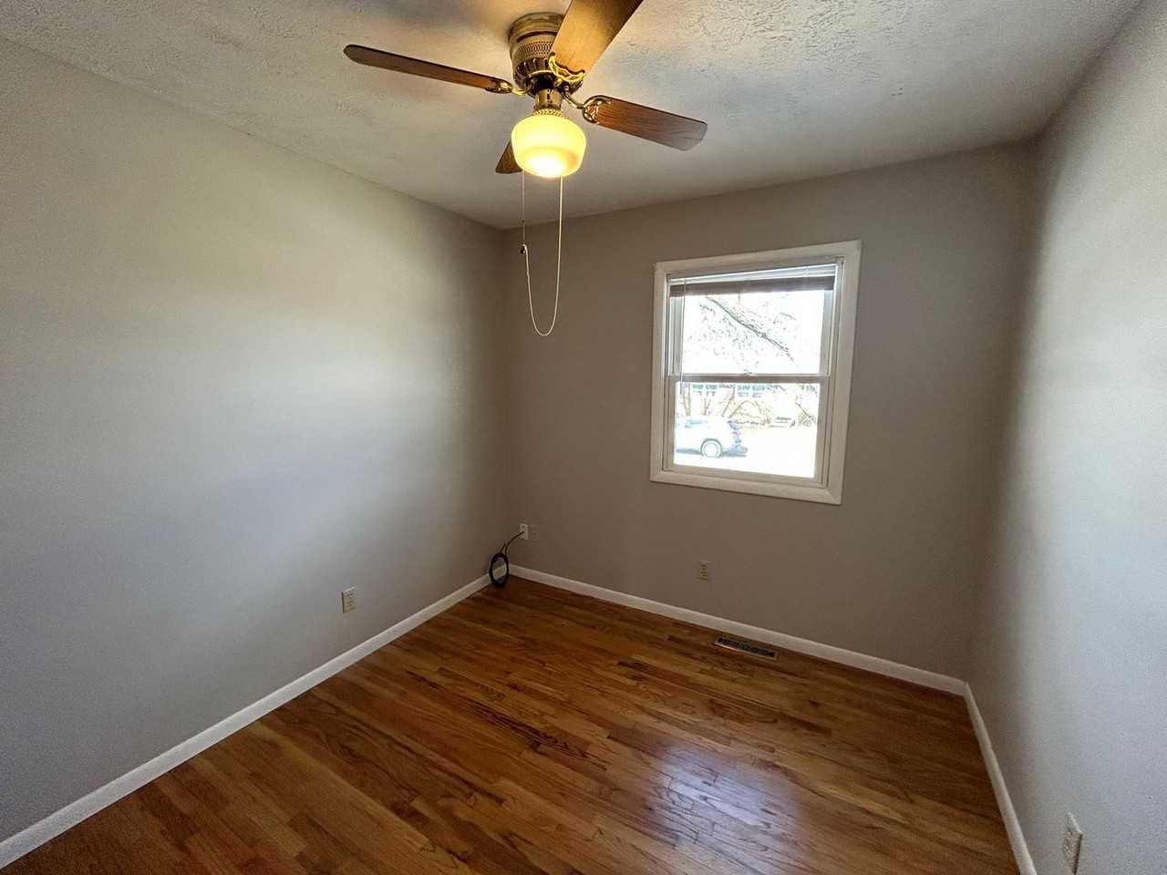 1827 Jacobssen Dr - Photo 7 of 15