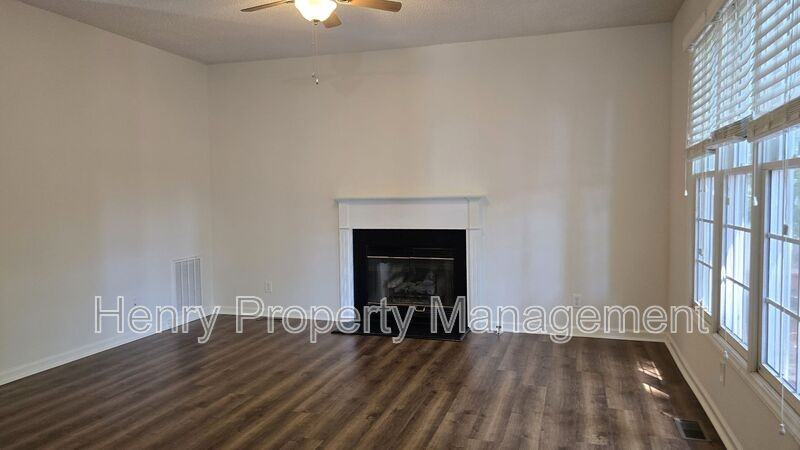 100 Mint Hill Dr - Photo 3 of 22