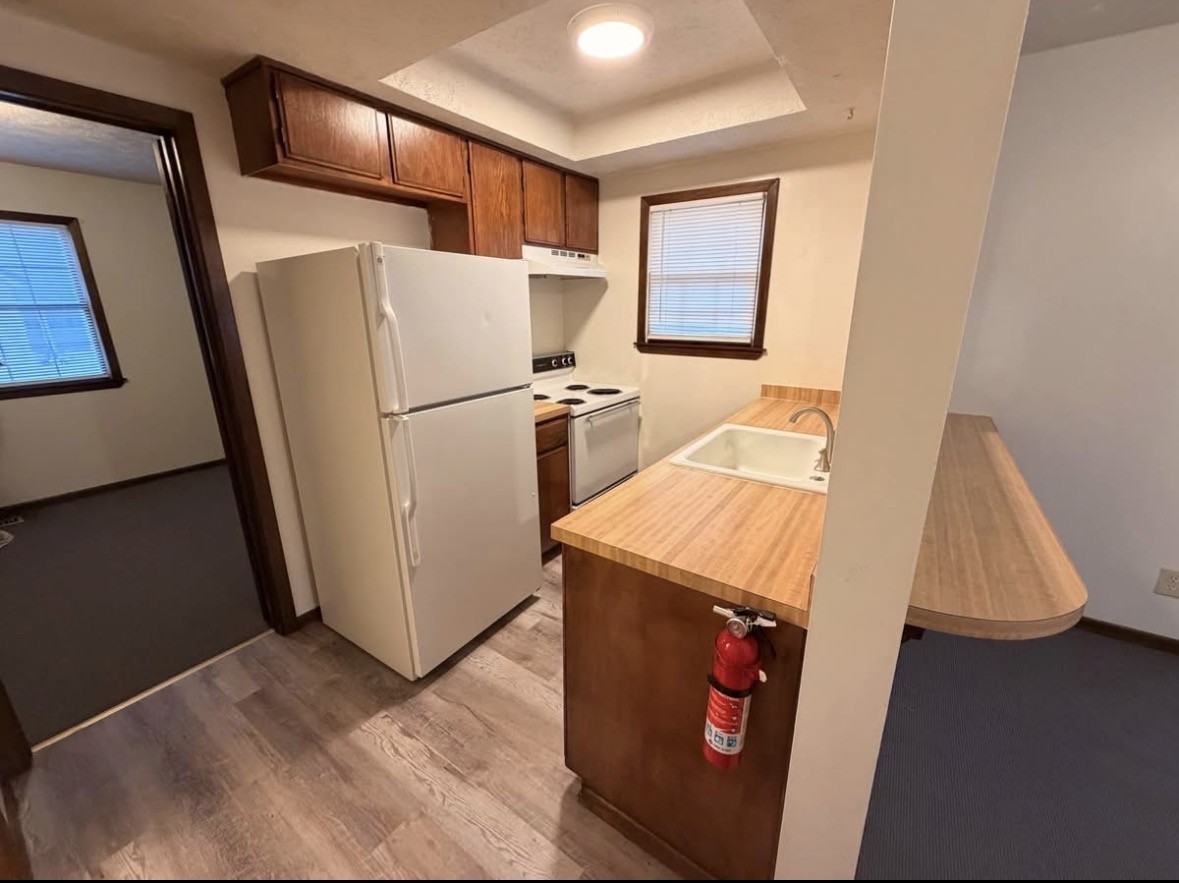815 N Adams St #2 - Photo 3 of 5