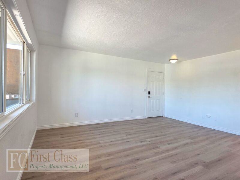12345 Sw Hall Blvd #12 - Photo 3 of 18