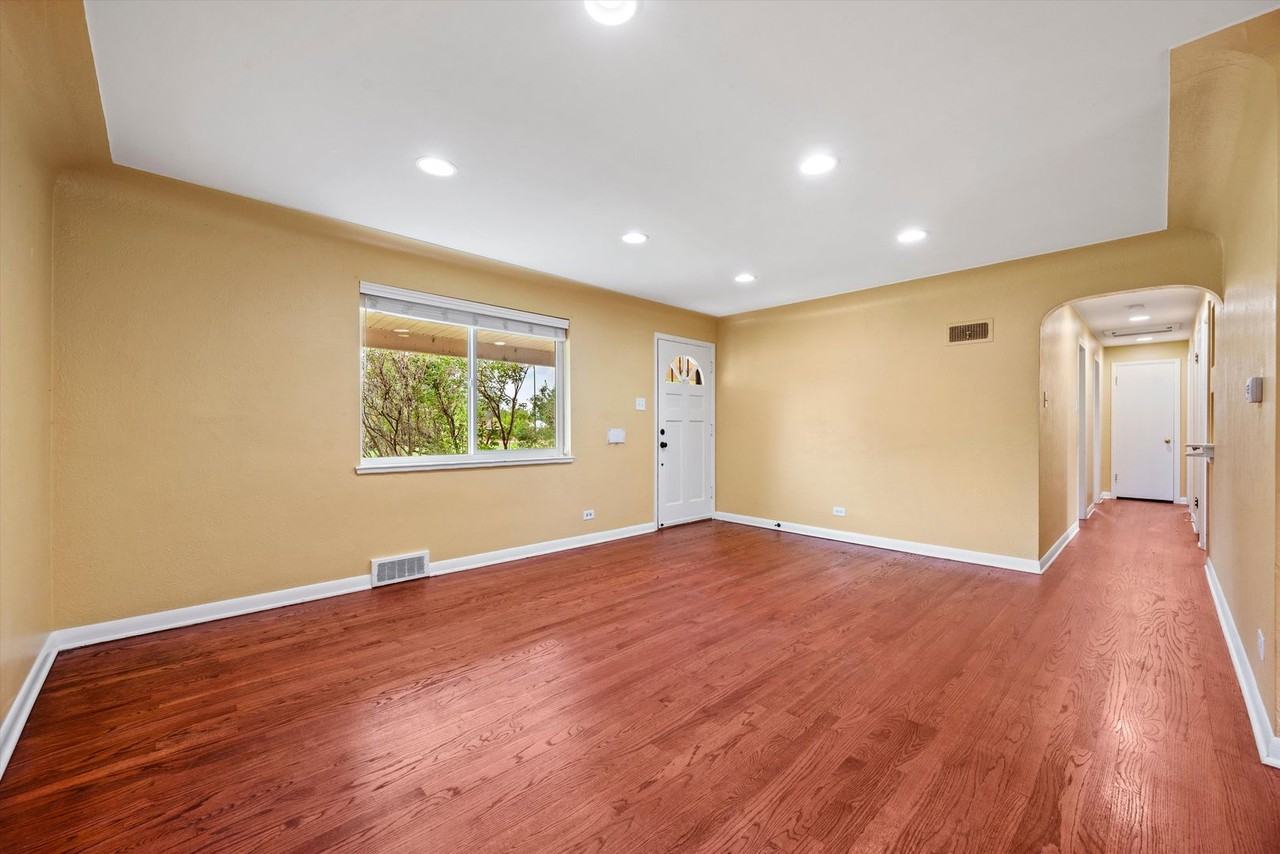 3332 N Monaco Street Pkwy - Photo 4 of 22