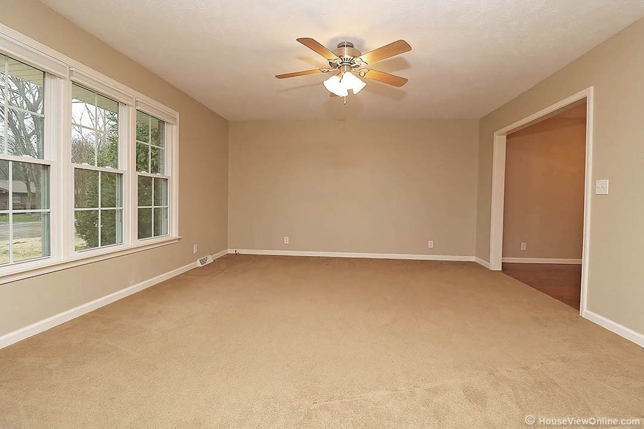 2031 Allen Dr - Photo 5 of 41