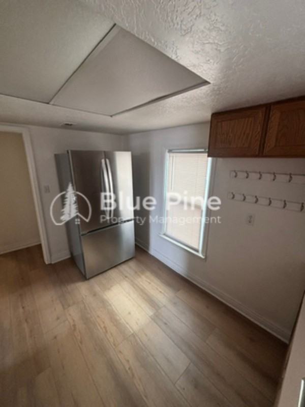 439 E Wyeth St - Photo 4 of 8