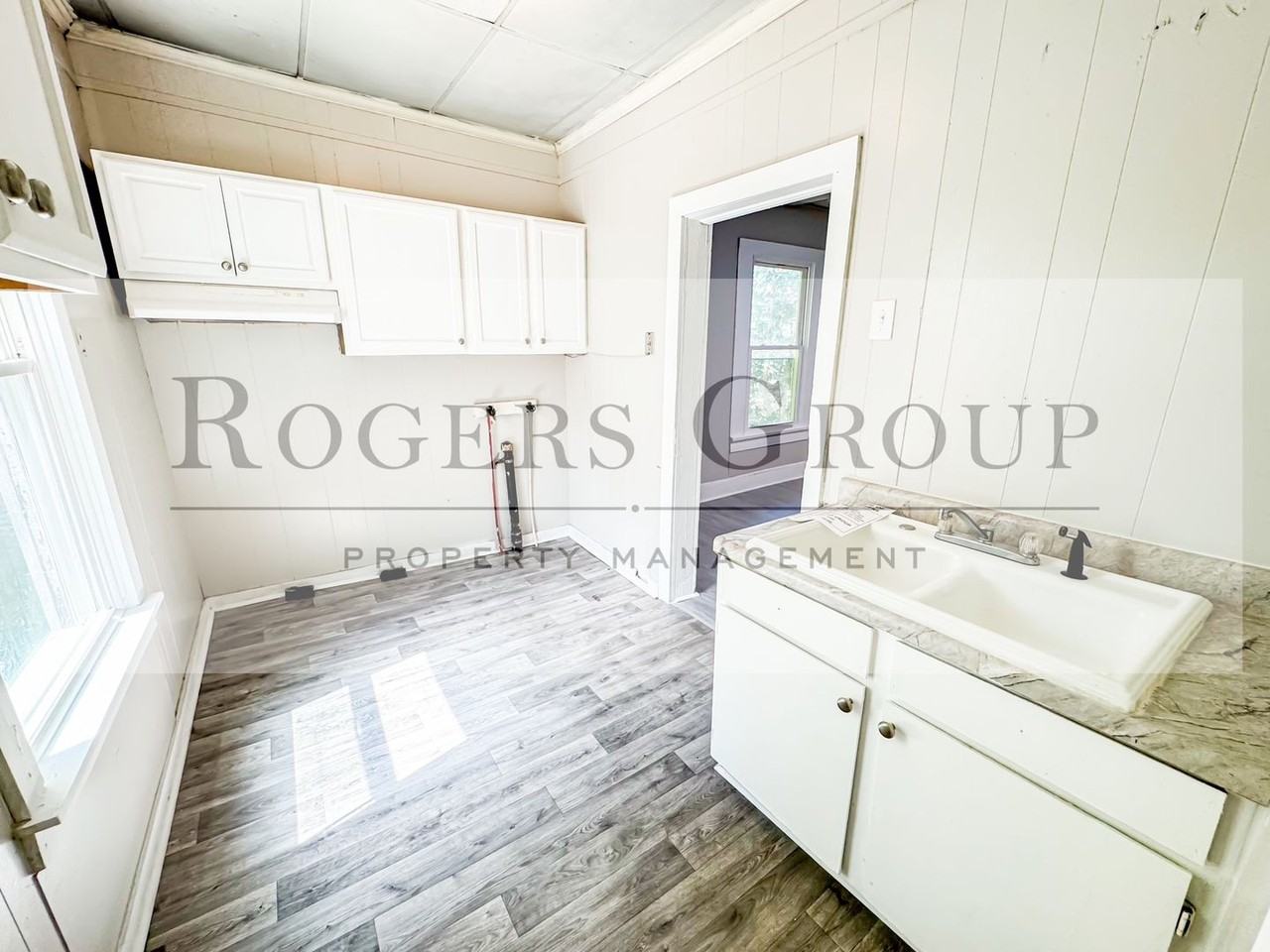 412 Turner Avenue Ext - Photo 6 of 10