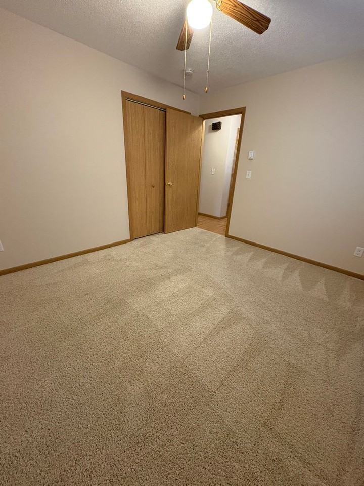 801 Evergreen Dr #2 - Photo 6 of 11