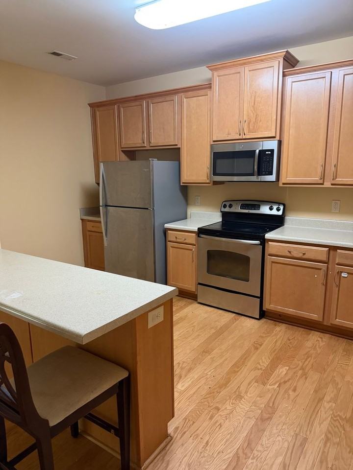 6147 Neuse Wood Dr - Photo 2 of 11