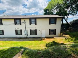 featured image of 104 Hill St Ne