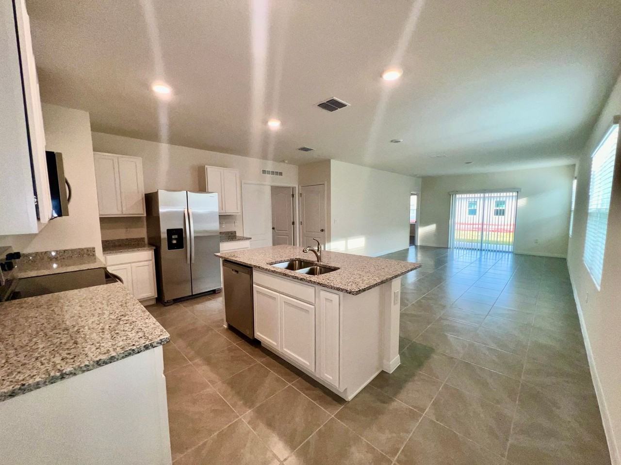 7086 Cattle Egret Dr - Photo 3 of 18