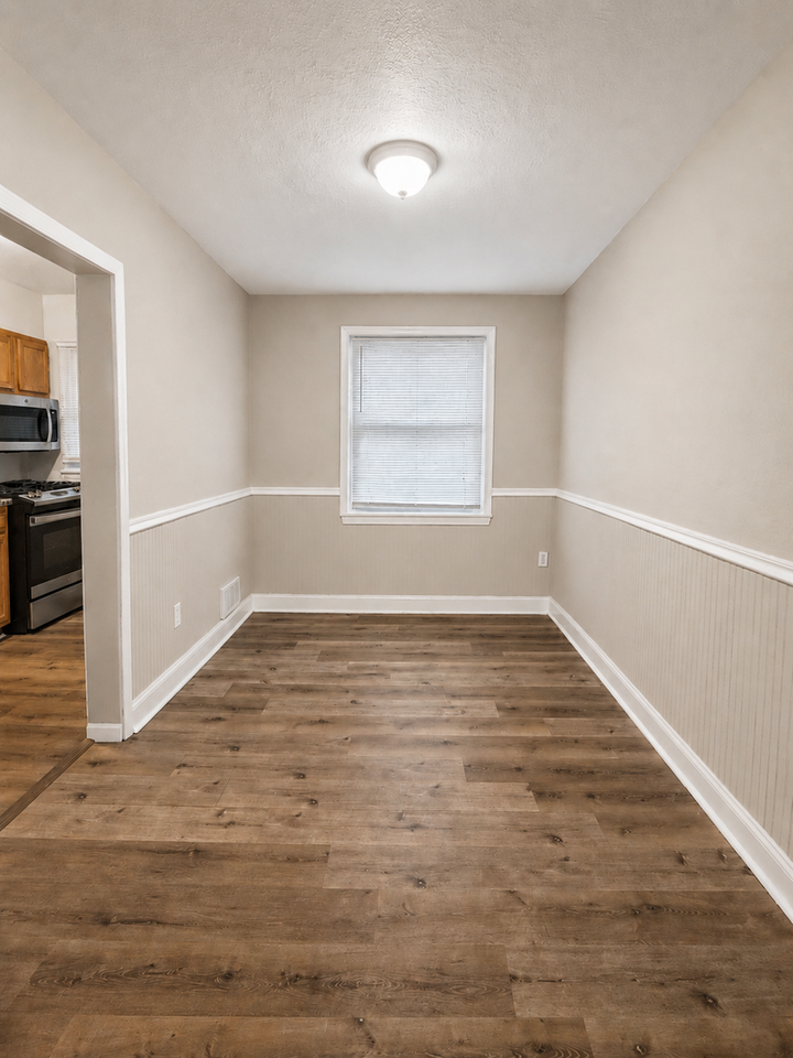 8204 Kavanagh Rd - Photo 7 of 21
